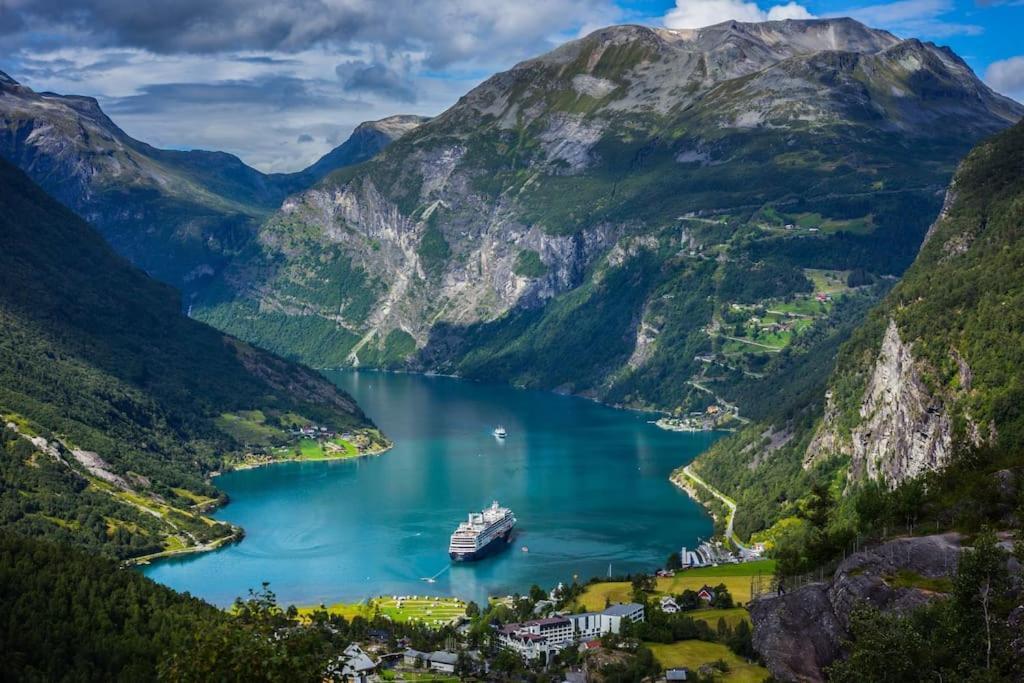 Leilighet I Hjertet Av Sunnmore! Sykkylven Екстер'єр фото